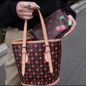 Authetic Louis Vuitton cherry bucket bag